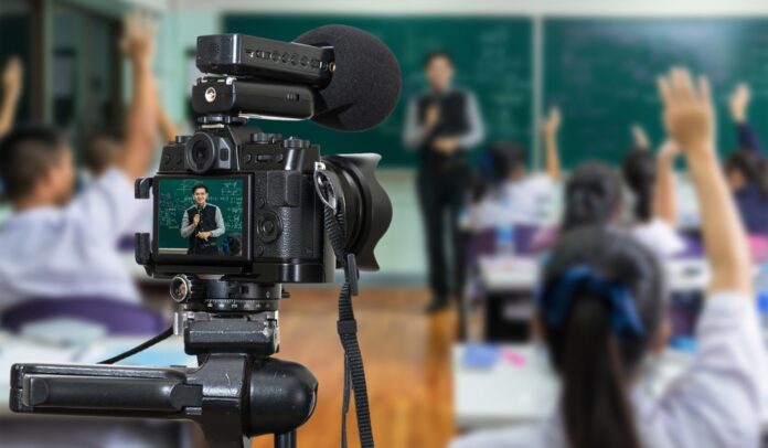 How to Create online courses on filmmaking or video production and selling them