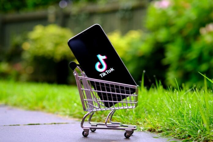 How to Use TikTok to Build and Sell Your Online Store