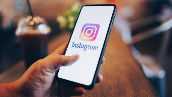 How to Use Instagram to Build and Sell Your Mobile App
